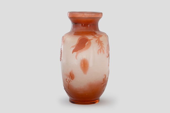 Zoom image for the object Die Vase um 90 Grad nach rechts gedreht