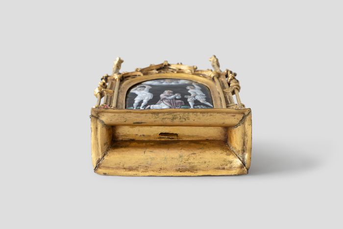 Zoom image for the object Die Unterseite des Emailbilds