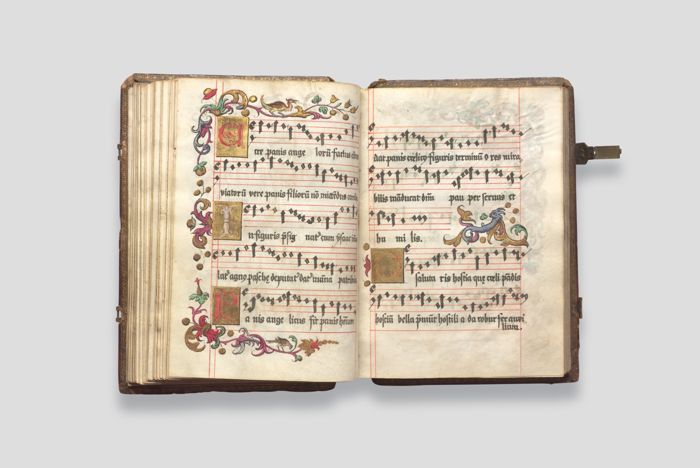 Objektabbildung zoomen Geöffnetes Antiphonar, Doppelseite 43