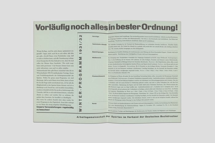 Objektabbildung zoomen Aufgeschlagene Doppelseite. Darauf steht groß: "Vorläufig noch alles in bester Ordnung!" Darunter sind Angaben zum Winter-Programm 1931/32.