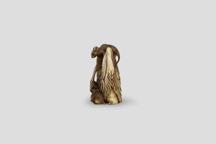 Zoom image for the object Seitenansicht des Netsuke