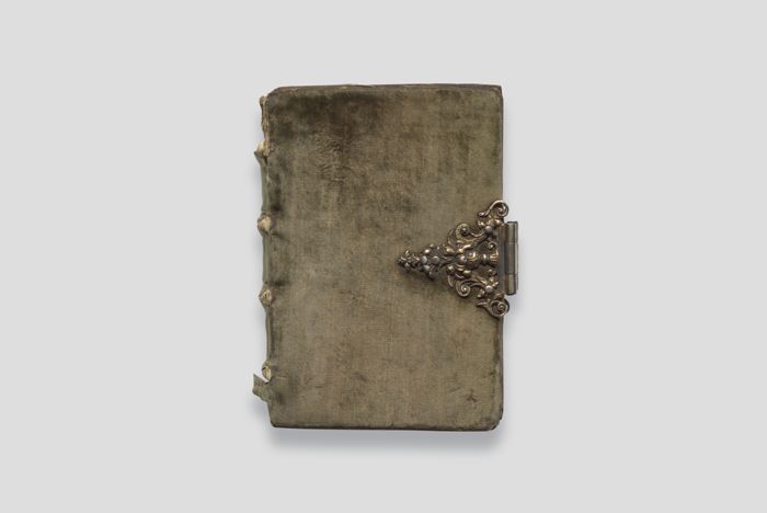 Objektabbildung zoomen Vorderdeckel des Stundenbuchs