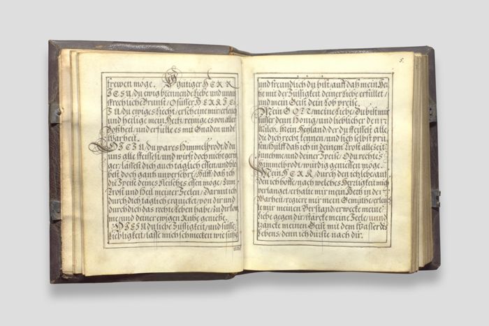 Objektabbildung zoomen Doppelseite 5 des Gebetbuchs mit ausschließlich Text