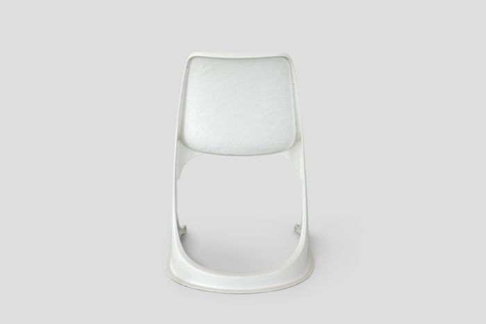 Zoom image for the object Rückseite des Stuhls