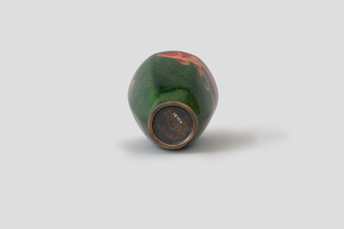 Zoom image for the object Der Boden der Vase mit Marke.