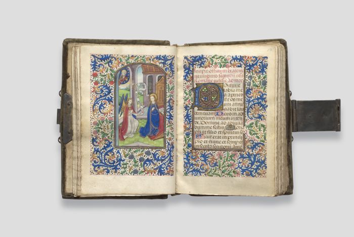 Objektabbildung zoomen Folio 18 des geöffneten Stundenbuchs